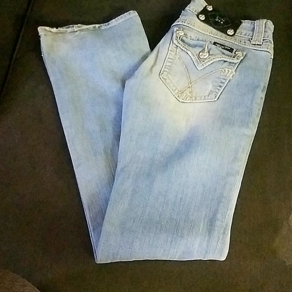 Jeans